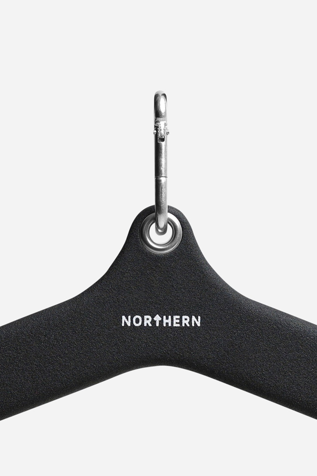 Close-up of wide grip lat pulldown bar connection point with steel eyelet and attachment hook