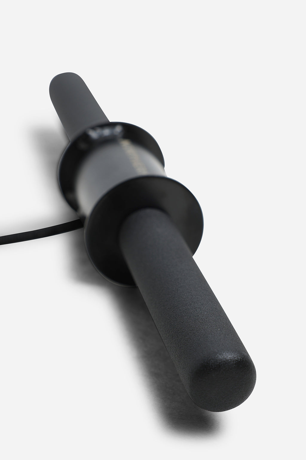 Close-up of Northern wrist roller straight grip bar